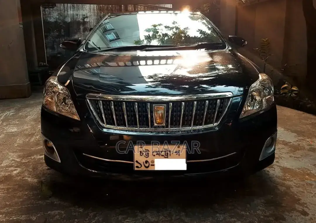 Toyota Premio 2013 Black