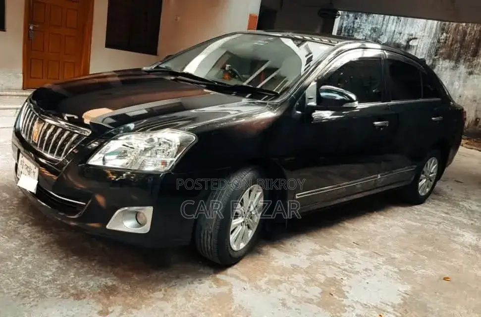 Toyota Premio 2013 Black