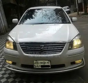 Toyota Premio 2004 Off White