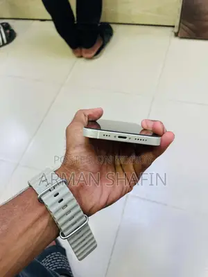 Apple iPhone 13 128 GB White