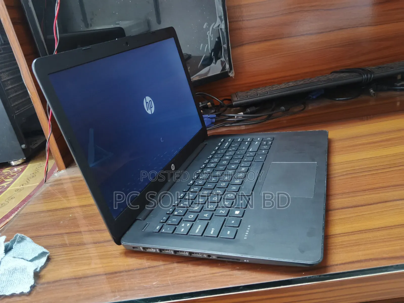 Laptop HP Stream 14 8GB Intel Celeron SSD 60GB