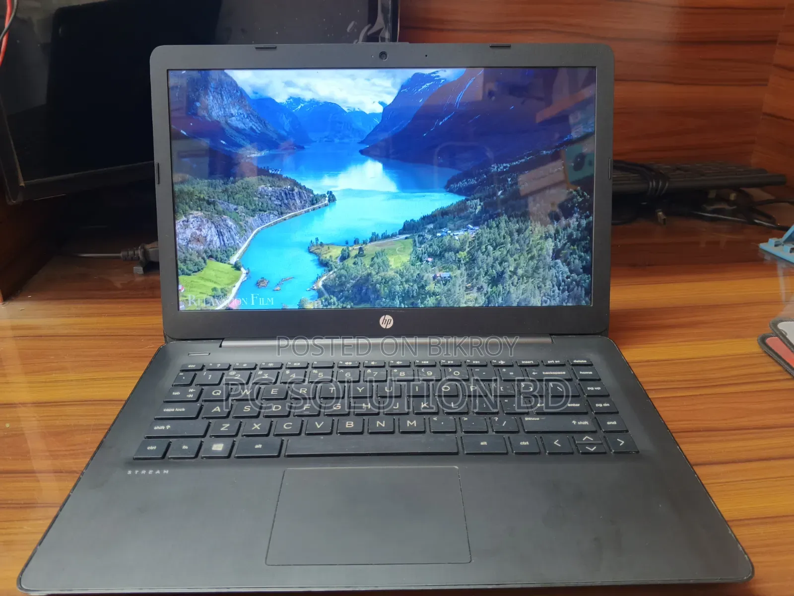Laptop HP Stream 14 8GB Intel Celeron SSD 60GB
