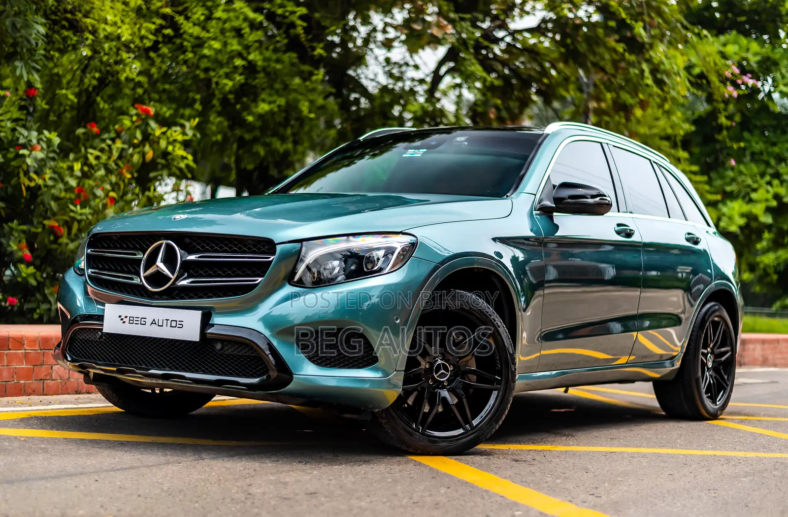 Mercedes-Benz GLC-Class 2016 Green