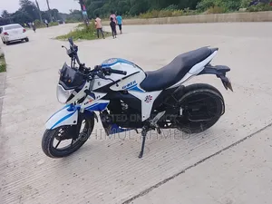 Suzuki Gixxer Monotone 2017 White