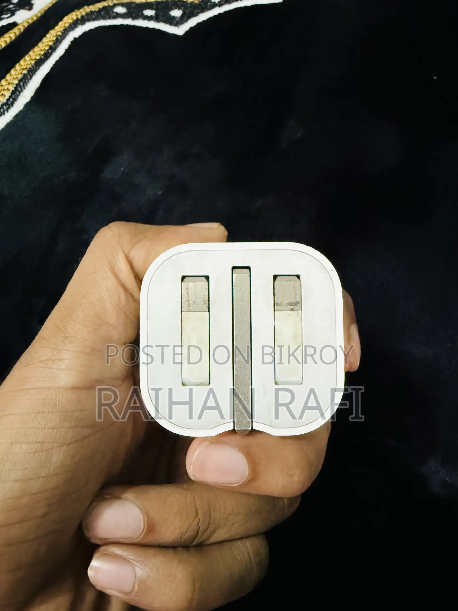 20 W Apple Adapter