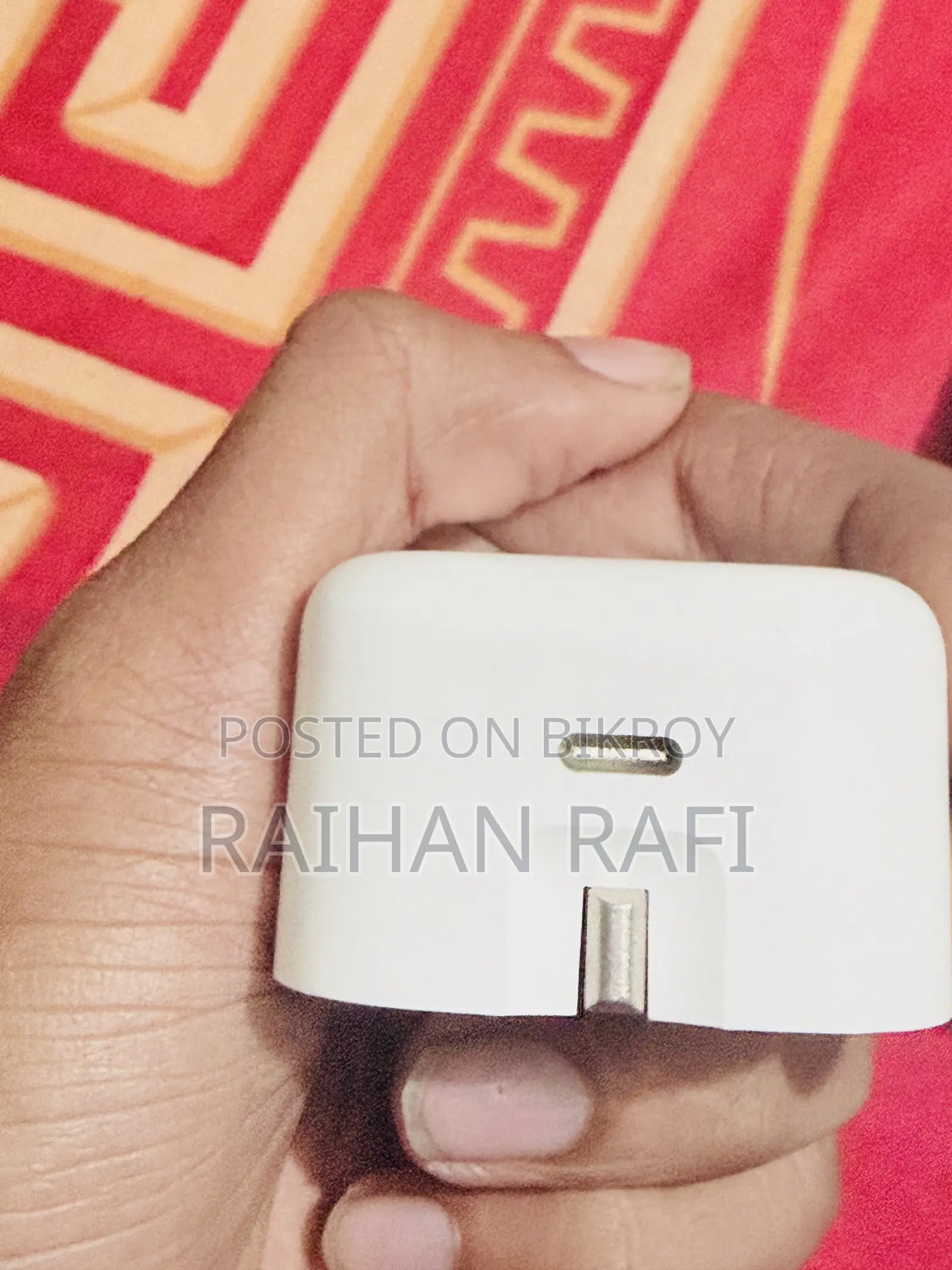 20 W Apple Adapter