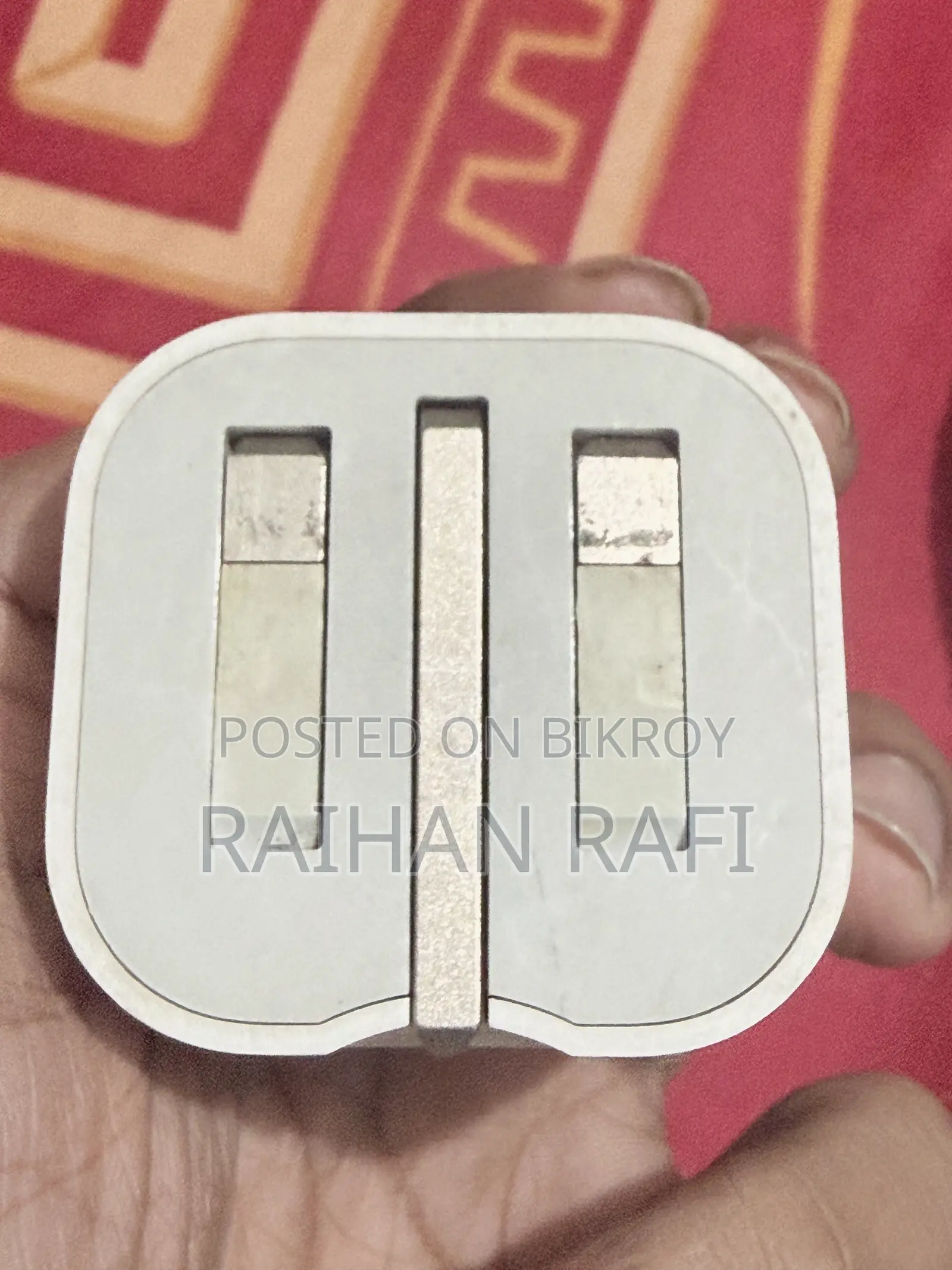20 W Apple Adapter