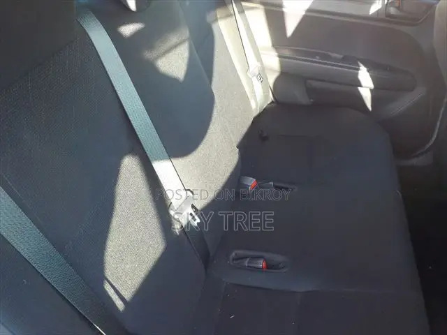 Toyota Axio 2021 Silver
