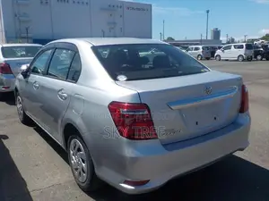 Toyota Axio 2021 Silver