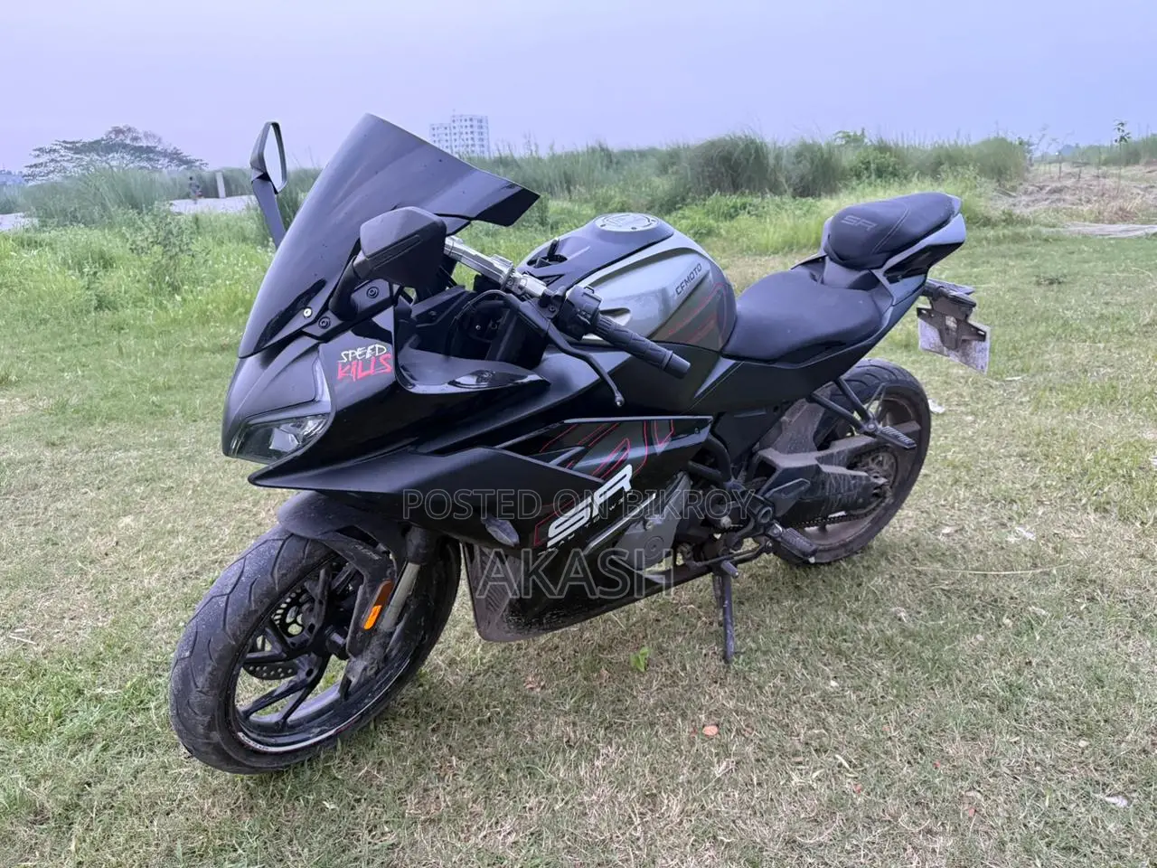 CFMoto 300SR 2025 কালো