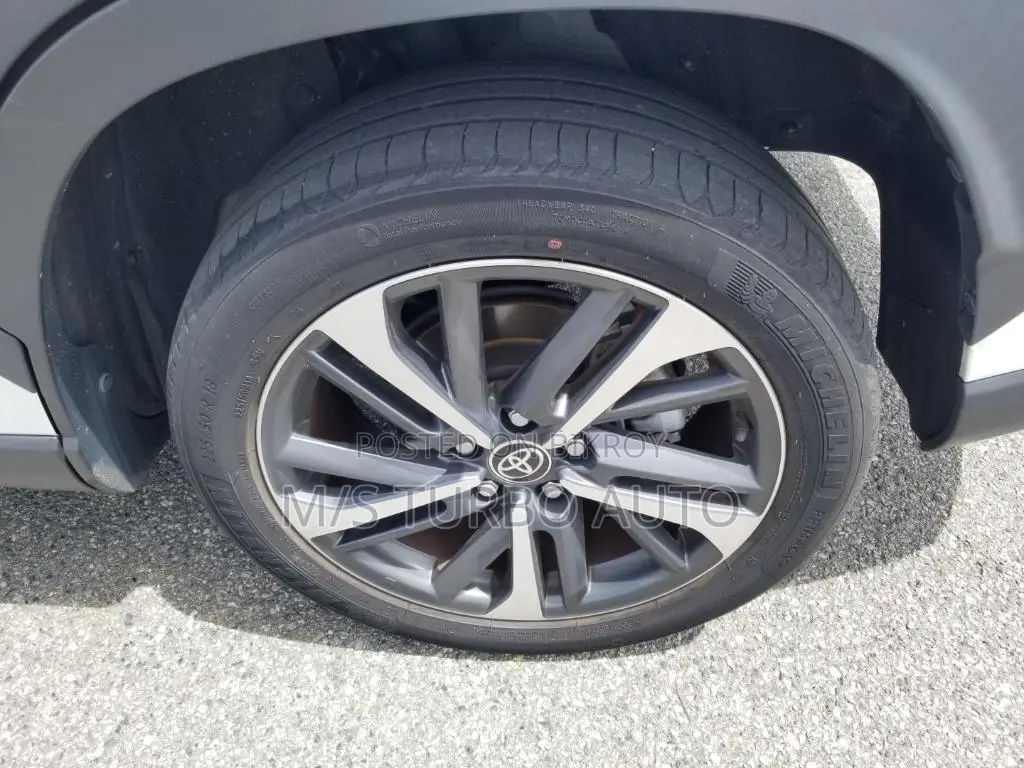 Toyota Corolla Cross 2022 Pearl