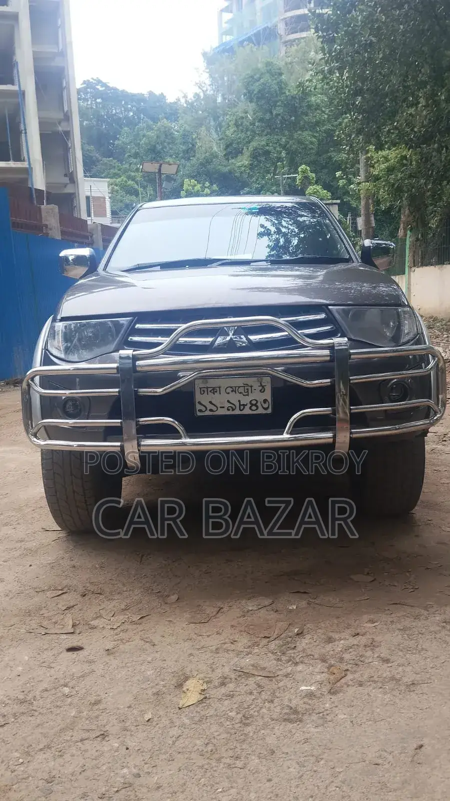 Mitsubishi L200 2010 Gray