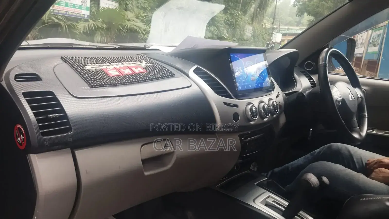 Mitsubishi L200 2010 Gray