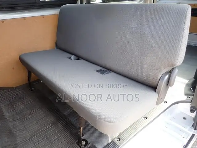 টয়োটা হাইএস ২০২১ সিলভার