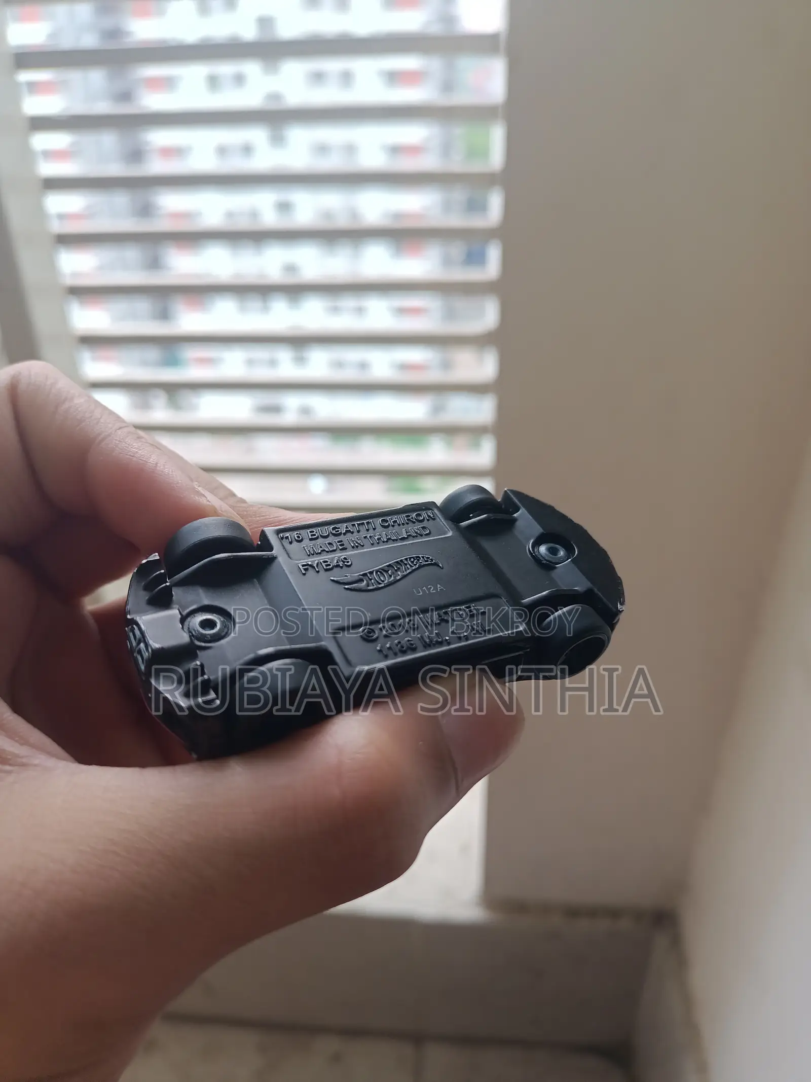 Hot Wheels Premium Bugatti Chiron 2025
