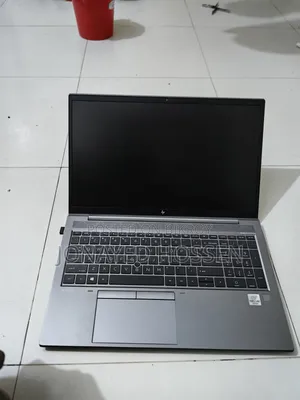 Laptop HP ZBook Firefly 15 G7 16GB Intel Core I7 SSD 512GB