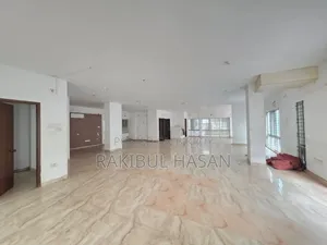 ২৬৫০ বর্গফুট প্রথম তলার অফিস ভাড়া গুলশান ১-এ