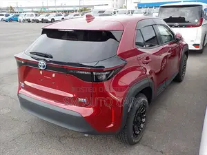 Toyota Yaris Cross 1.5 Hybrid FWD 2021 Red
