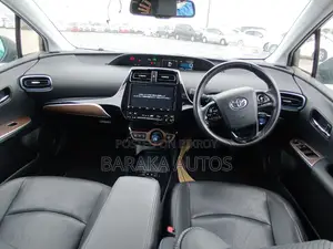 Toyota Prius 2021 Gray
