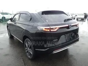 হোন্ডা ভেজেল ১.৫ হাইব্রিড টু হুইল ড্রাইভ ২০২১ কালো