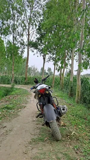 এইচ পাওয়ার ম্যাক্স-জেড ১৫০ ২০১০ কালো
