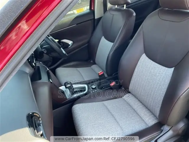 Toyota Yaris Cross 2021 Red
