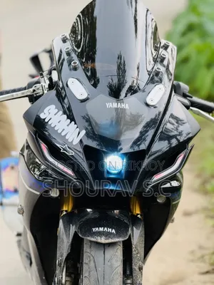 Yamaha R1 2023 Black