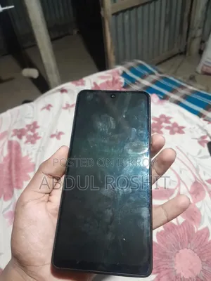ইনফিনিক্স হট ৩০ ১২৮ জিবি ব্ল্যাক