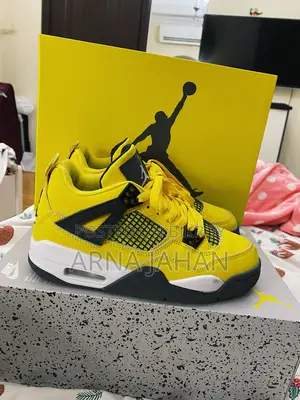 Original Air Jordan Retro 4 •Lightning•