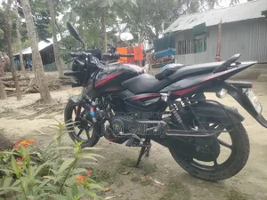 বাজাজ পালসার ১৫০ ২০২১ ব্ল্যাক