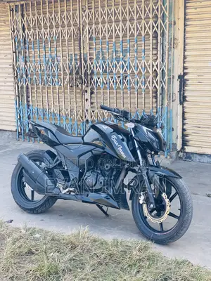 TVS Apache 160 4V 2022 Black