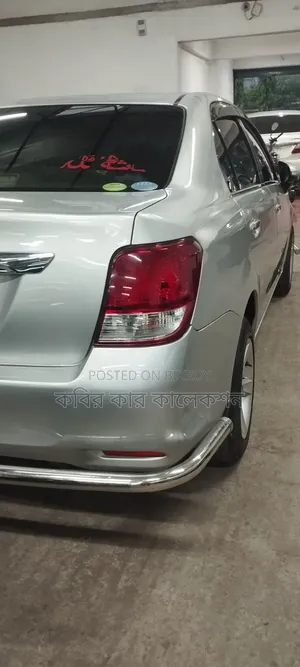 Toyota Axio 2012 Silver