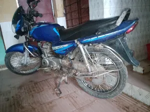 Bajaj 2004 Blue