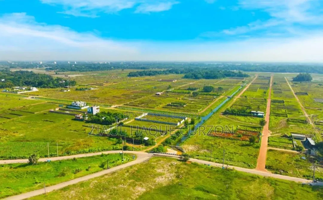 6 Katha South-Facing Corner Plot