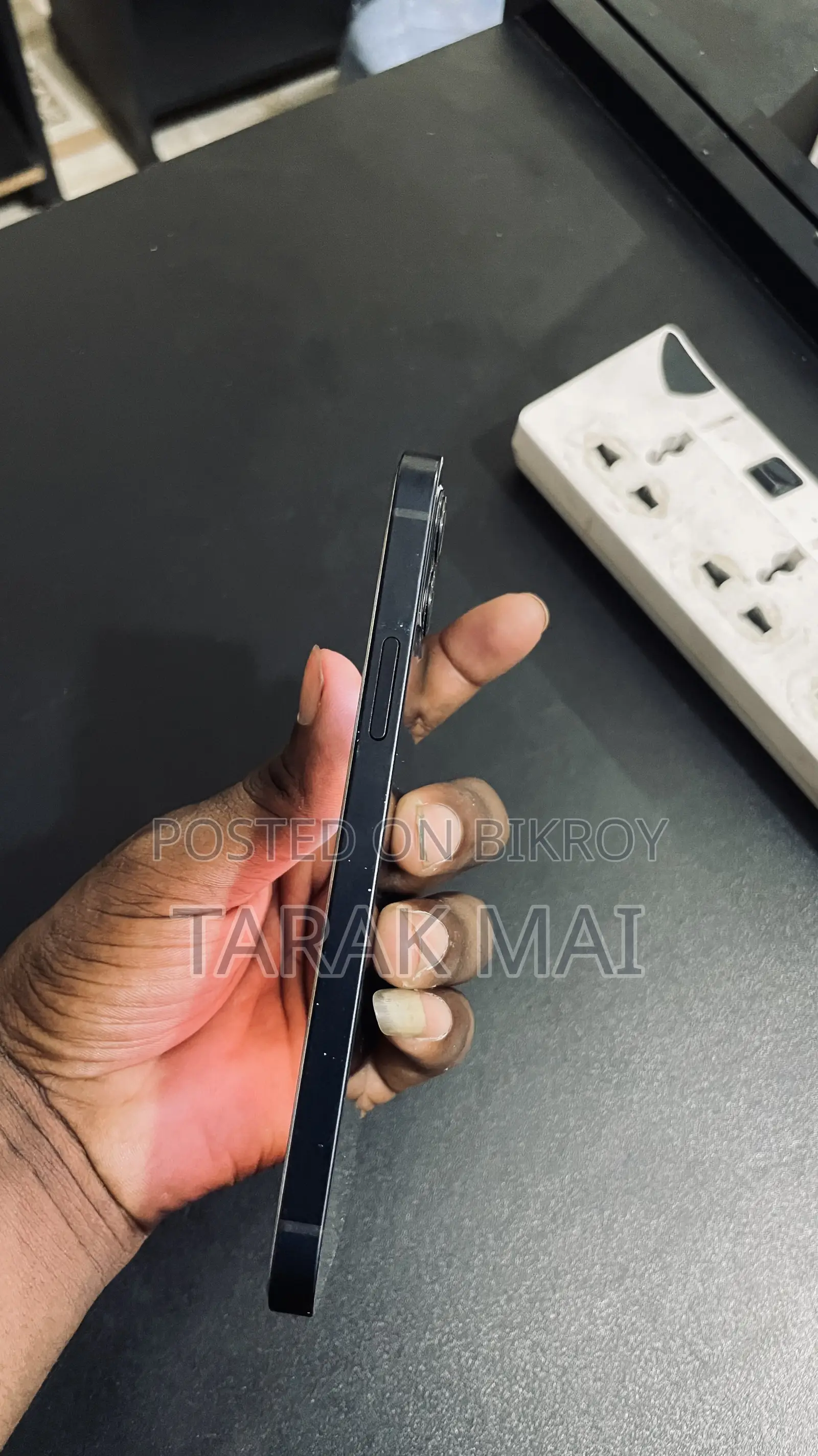 Apple iPhone 12 64 GB Black