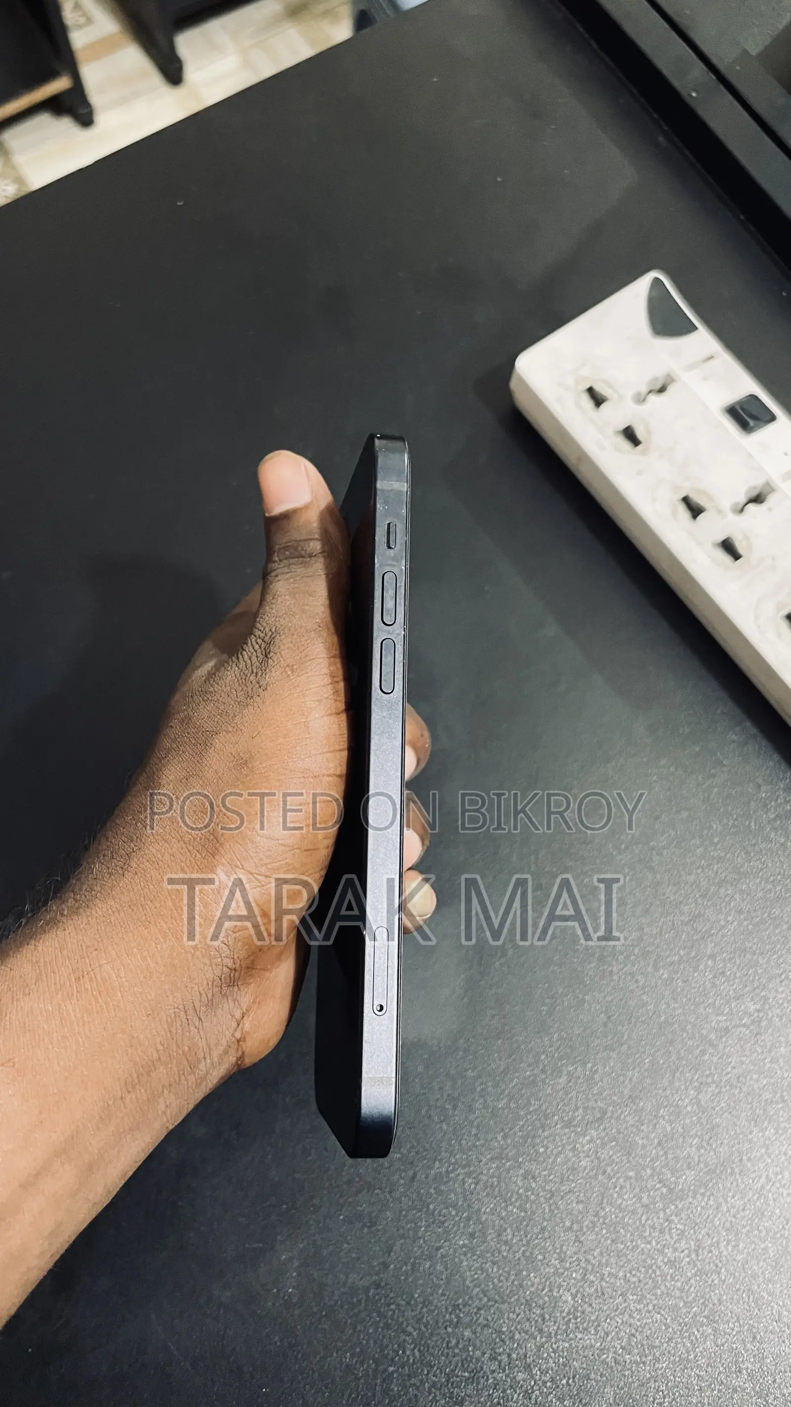 Apple iPhone 12 64 GB Black