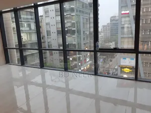 Grand Floor 2765 Sq Ft Open Space Available for Rent in Gulshan-2