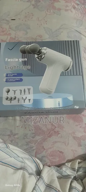 Fascia Gun Light Age Three Head Hit Massage Model: Lm-130