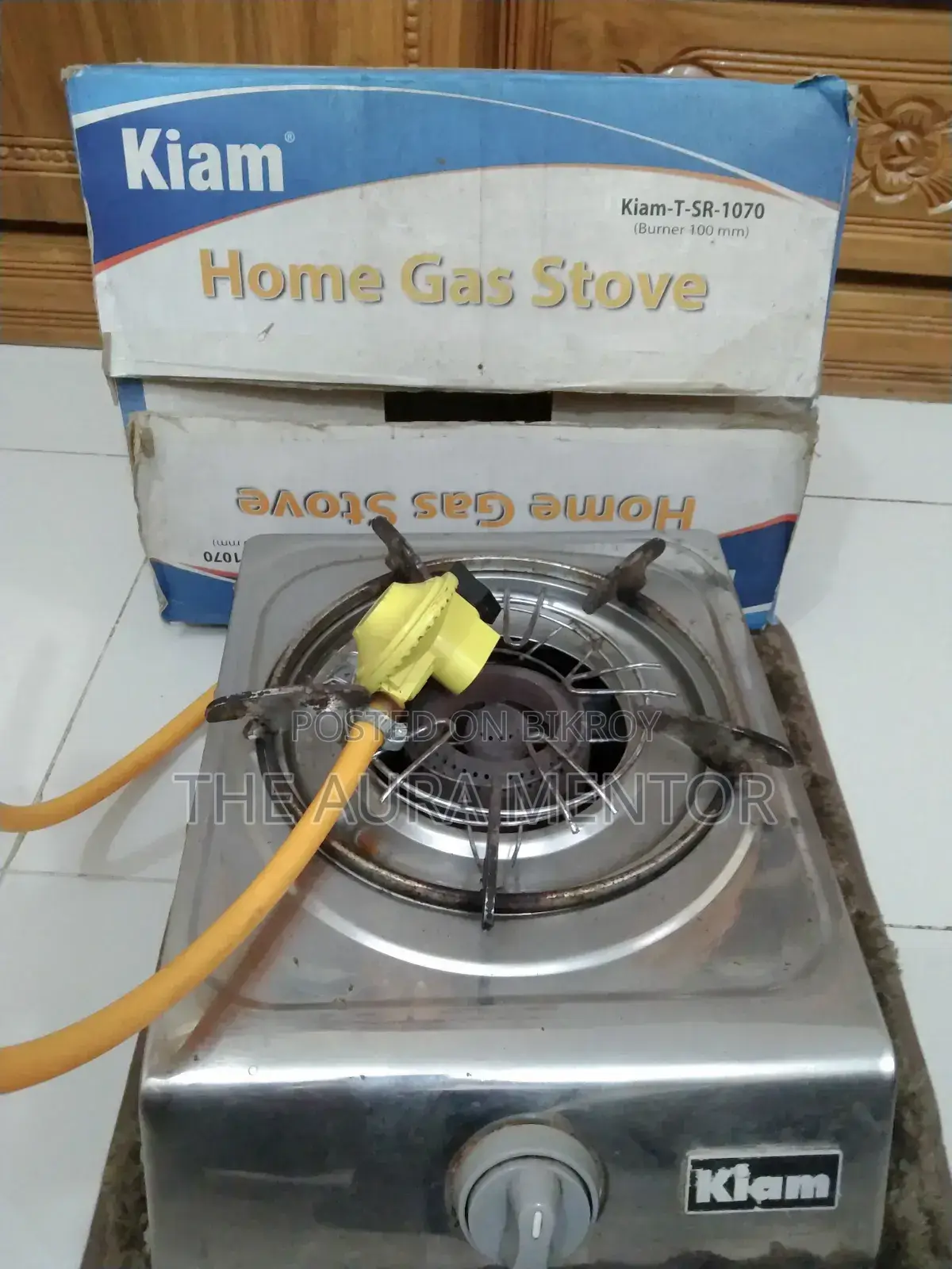 Kiam Gas Stove with Premium Pipe and Regulator (Used for only 3 months)