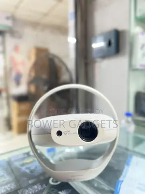 High Resolution Supported Projector