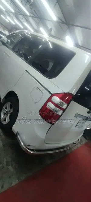 টয়োটা অ্যালিয়ন ২০১১ সাদা