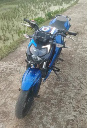 TVS Apache 160 4V 2022 Blue