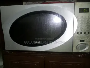 Microwave Oven
