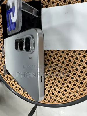 Infinix Hot 60i 256 GB White