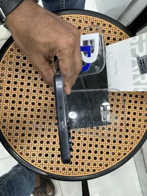 Tecno Spark 40 Pro 128 GB Black