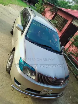 টয়োটা করোলা ফিল্ডার ২০০৪ সিলভার