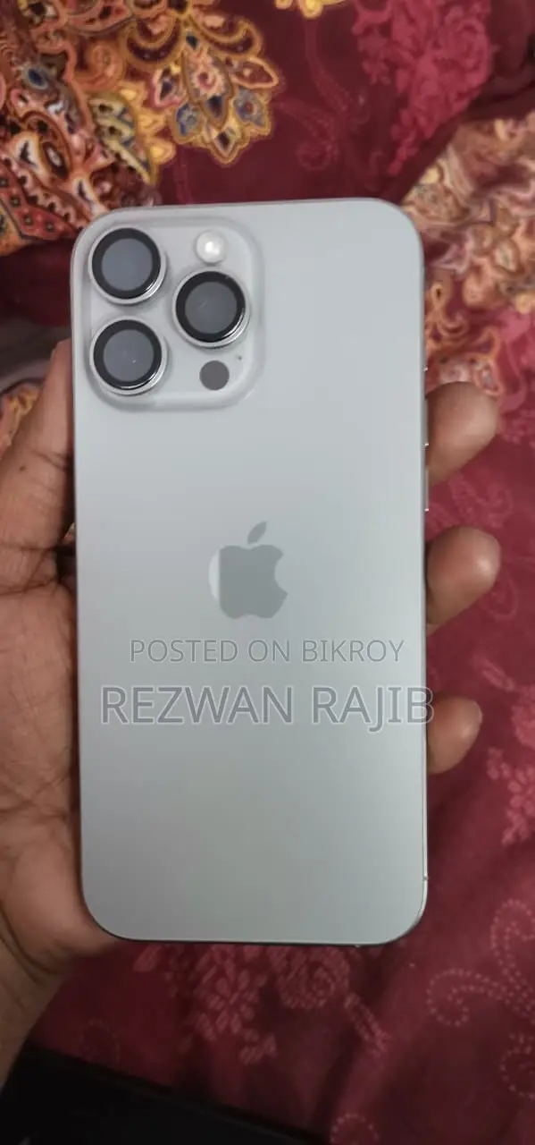 অ্যাপল আইফোন ১৬ প্রো ম্যাক্স ২৫৬ জিবি সিলভার