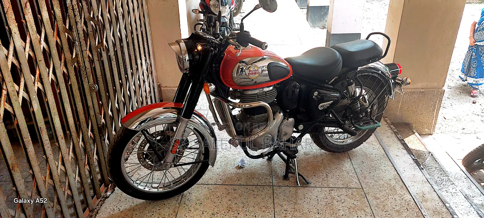 Royal Enfield Classic 350 2025 Red