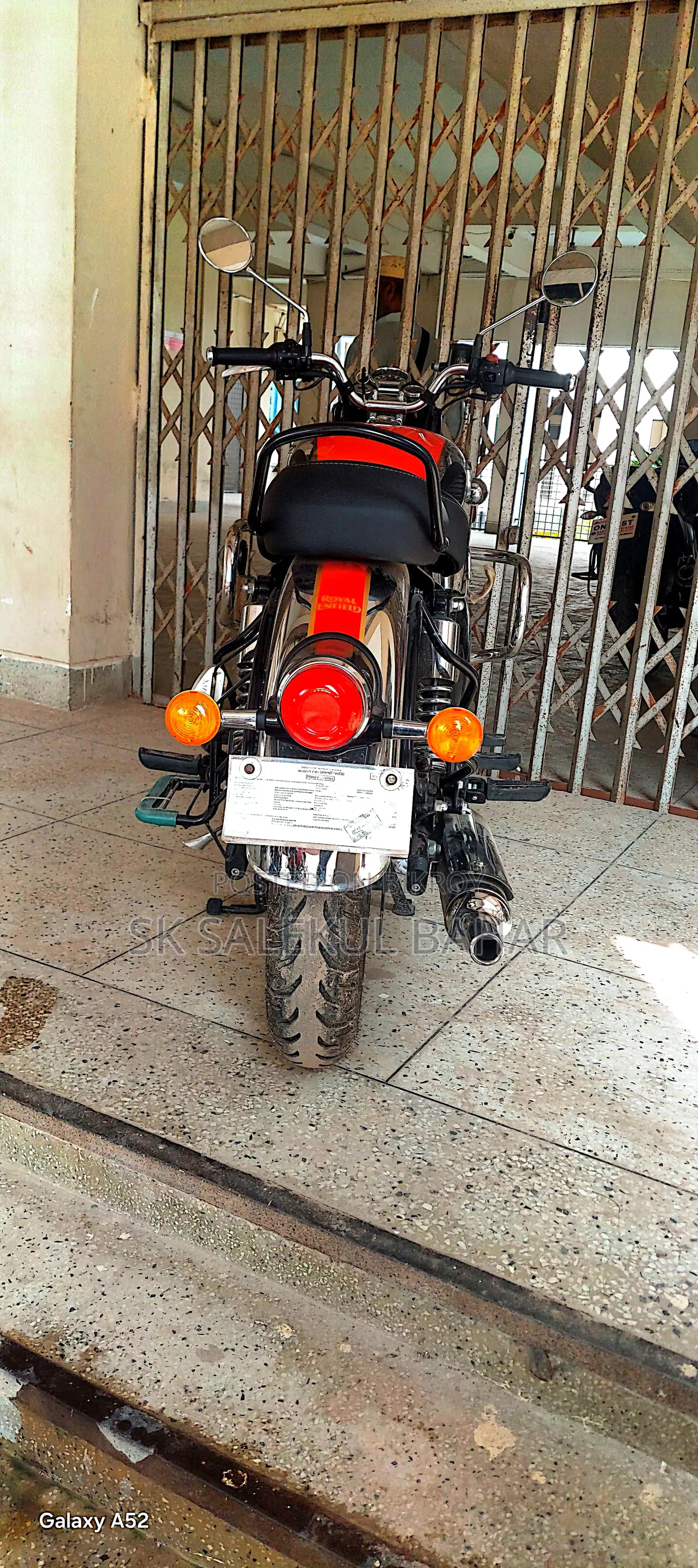 Royal Enfield Classic 350 2025 Red