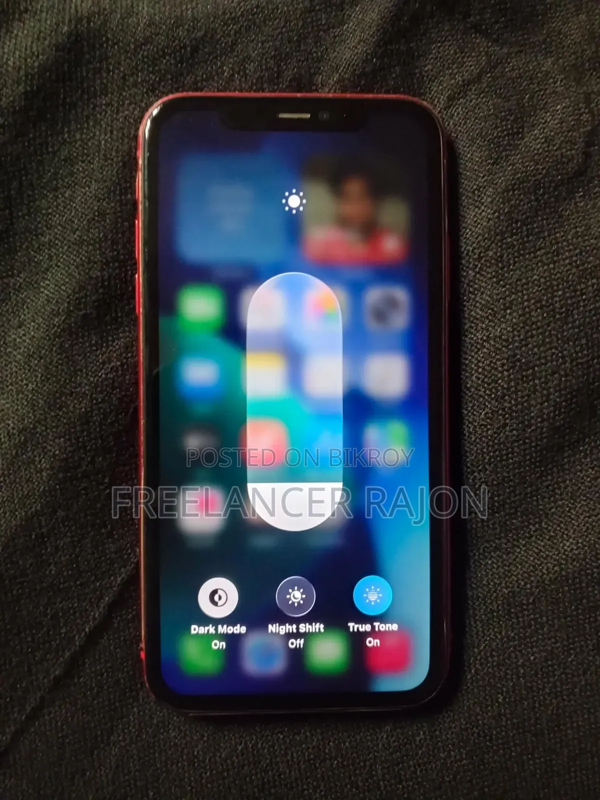 Apple iPhone 11 64 GB Red